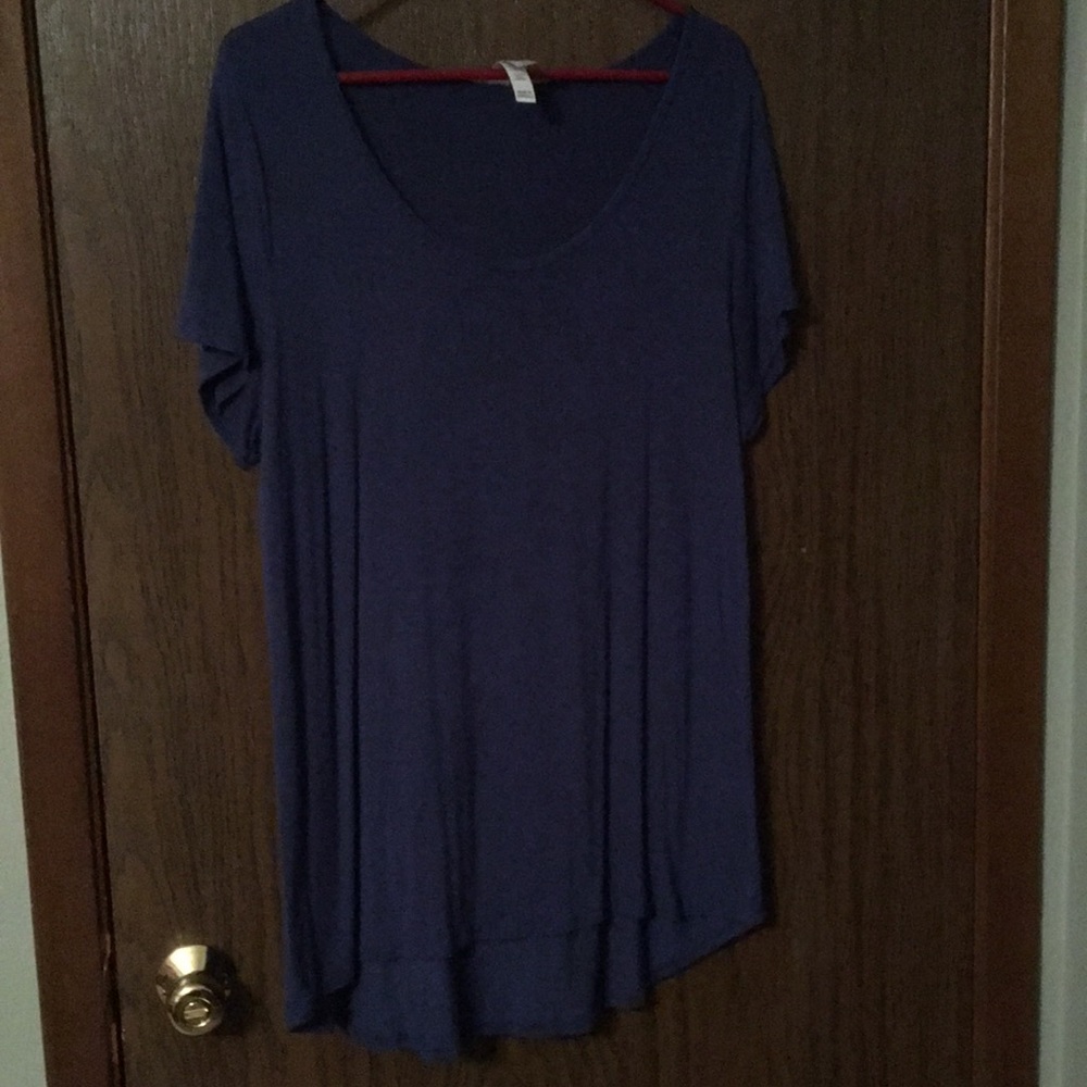 Lularoe classic tee